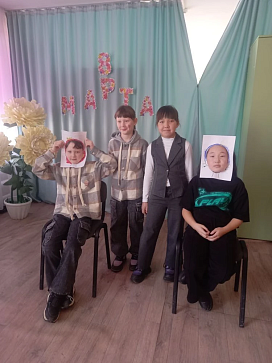 Прошла конкурсно-игровая программа для детей в преддверии 8 марта